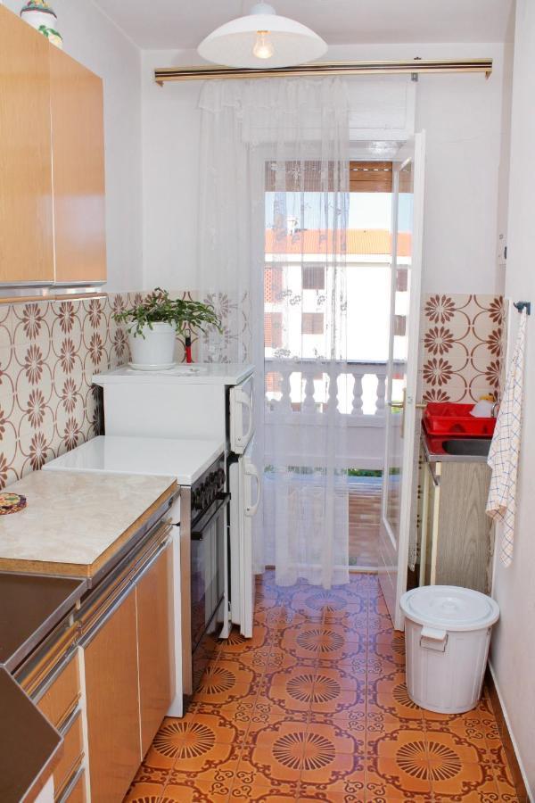 Apartments And Rooms With Parking Space Palit, Rab - 5061 Exteriör bild