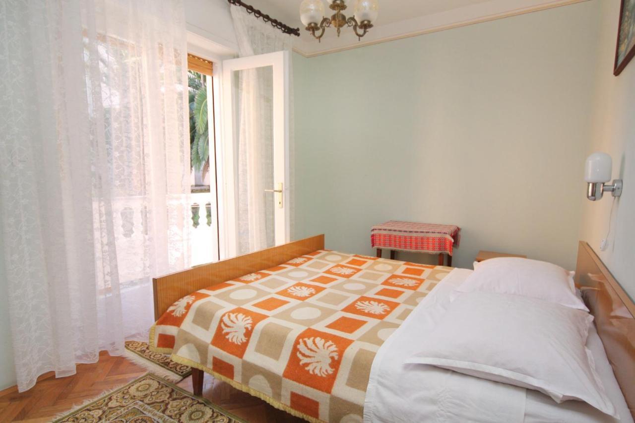 Apartments And Rooms With Parking Space Palit, Rab - 5061 Exteriör bild