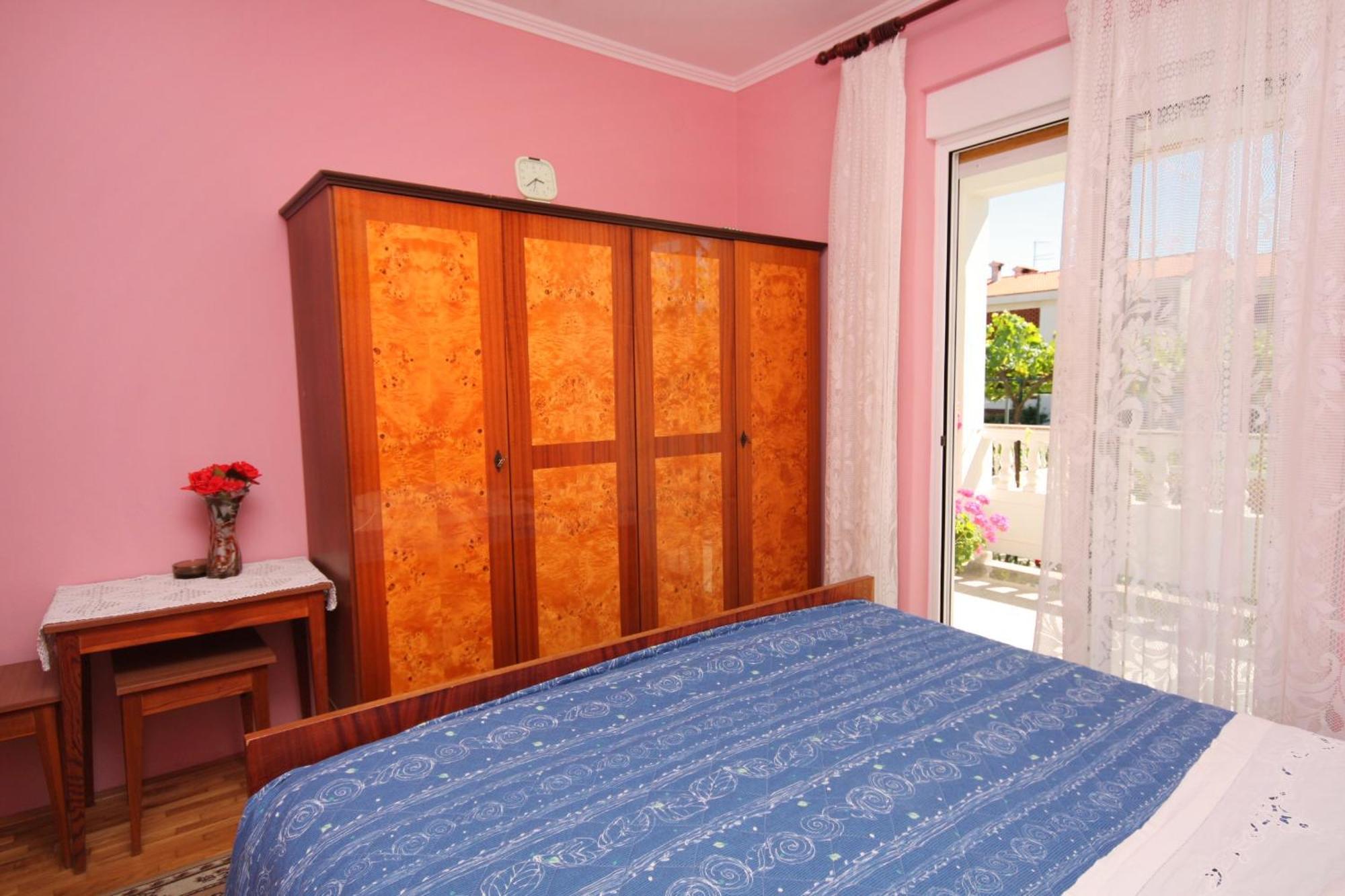 Apartments And Rooms With Parking Space Palit, Rab - 5061 Rum bild