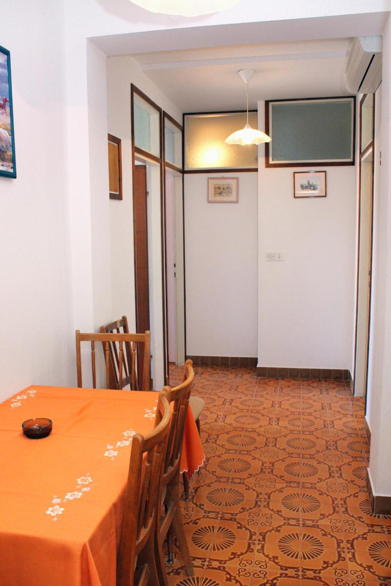 Apartments And Rooms With Parking Space Palit, Rab - 5061 Rum bild